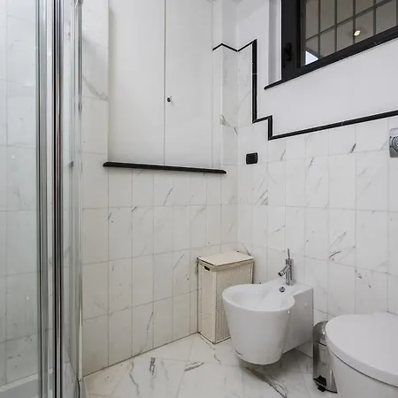 Suzzani Halldis Apartmán